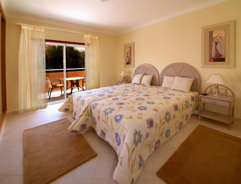 Отель Oasis Parque Country Club Портиман Номер фото